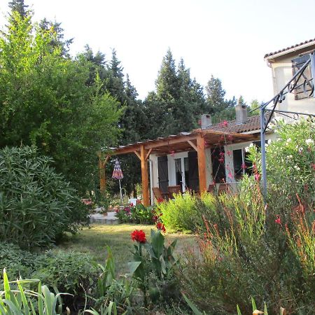 Bed and Breakfast La Madeleine Pezens Экстерьер фото