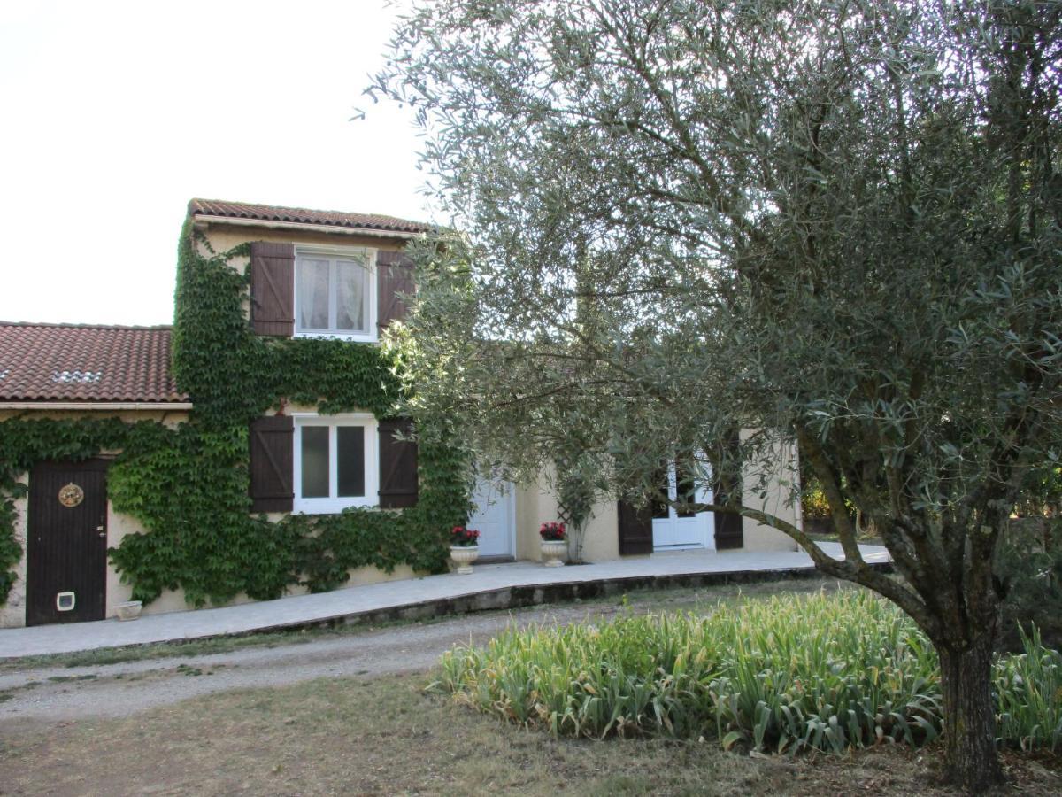 Bed and Breakfast La Madeleine Pezens Экстерьер фото